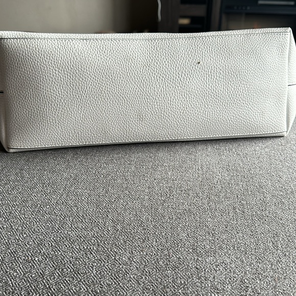 White Victoria Secret beach bag wedding purse soft and flexible approx 18” x 12” - Picture 6 of 6